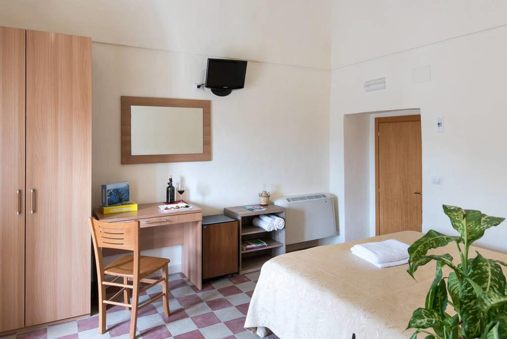 Il Campanile Hotel Vizzini Exterior photo